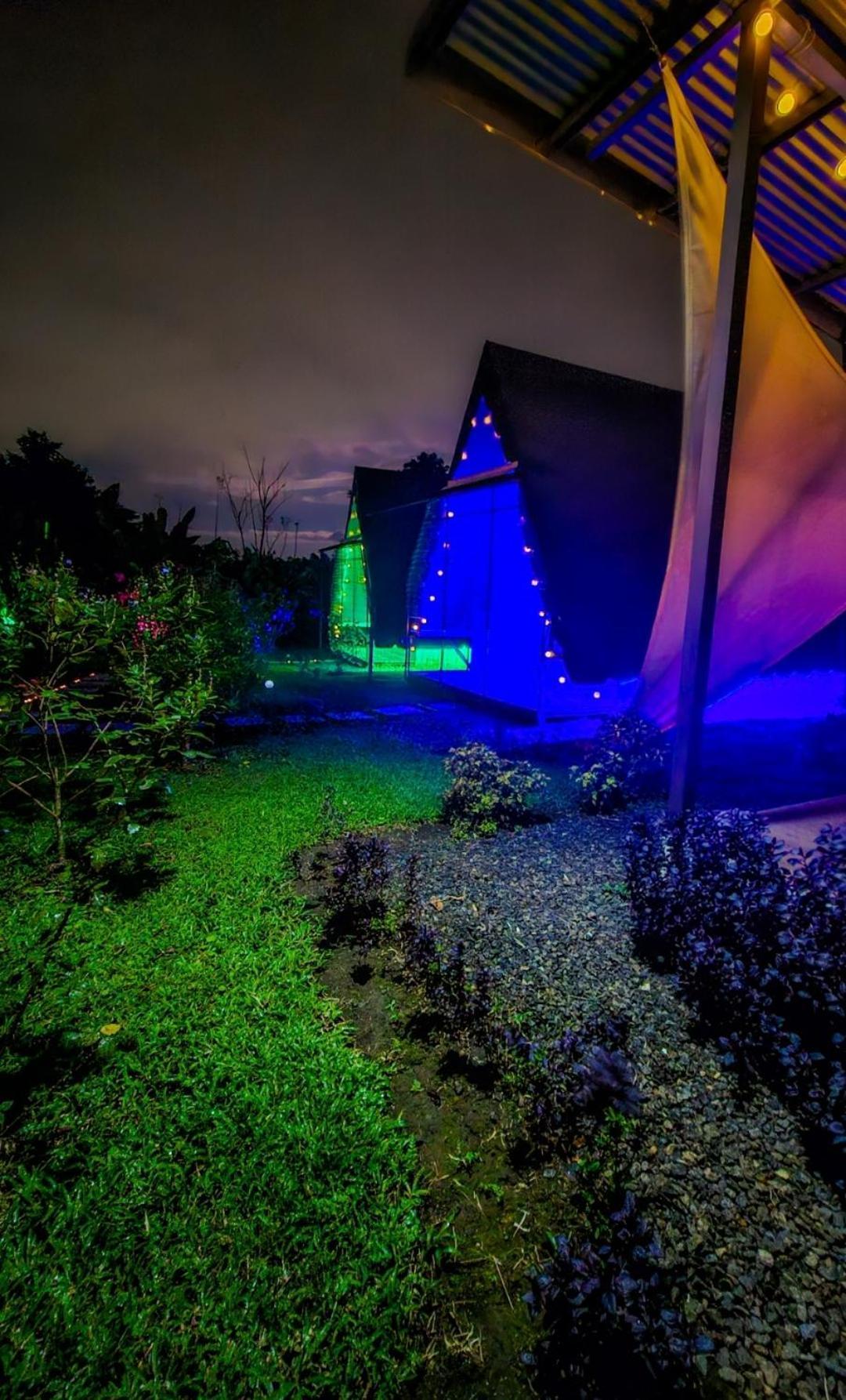 Flora Glamping De Abuela Villa La Fortuna ภายนอก รูปภาพ